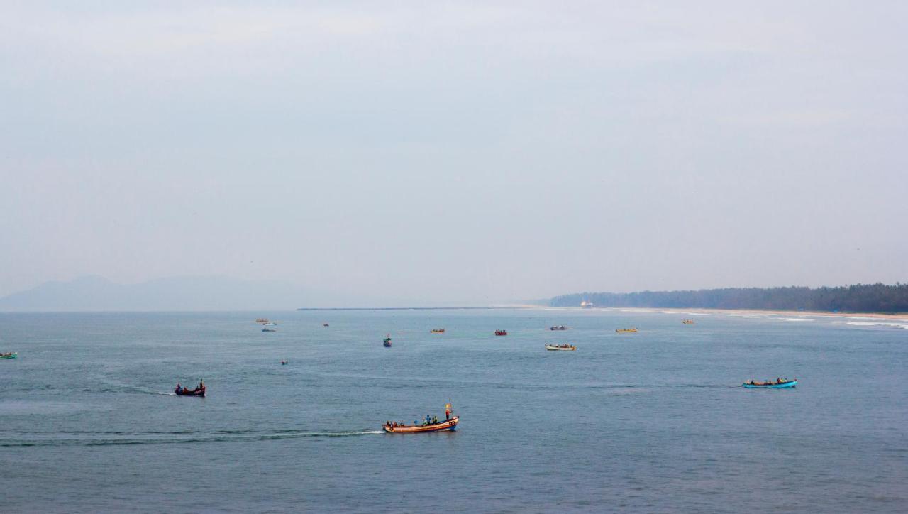Meenkunnu Beach House By Village Resorts Kannur Buitenkant foto